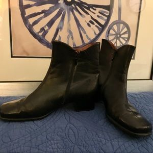 Mephisto leather ankle boots